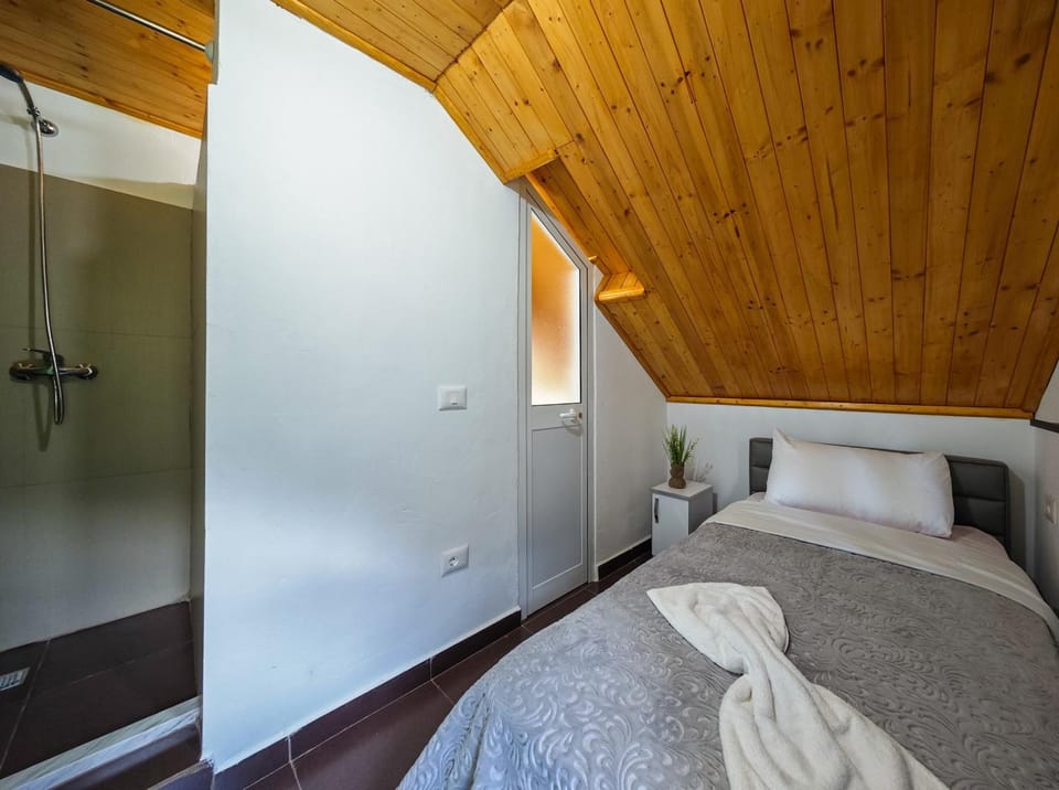 Bujtina Kodra Bed and Breakfast in Europe