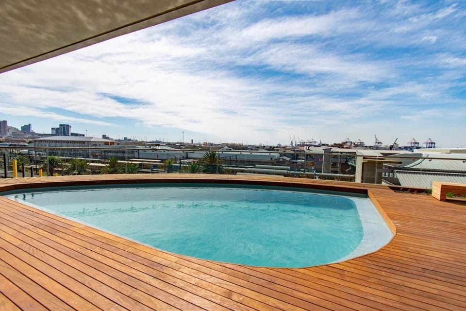 Stunning Table Mountain Views Apartment in Cape Town
