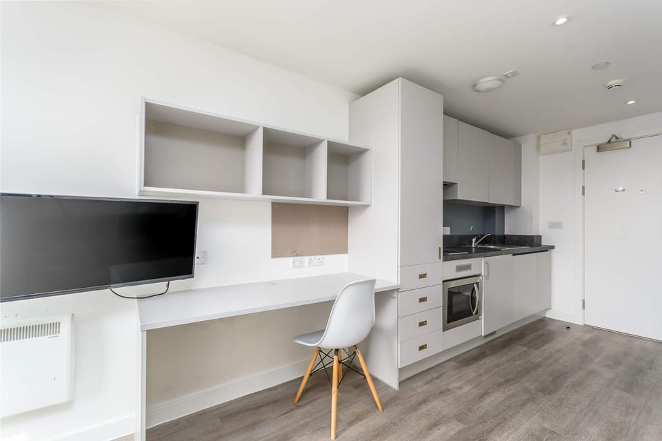 TV and multimedia, Kitchen or kitchenette, oven