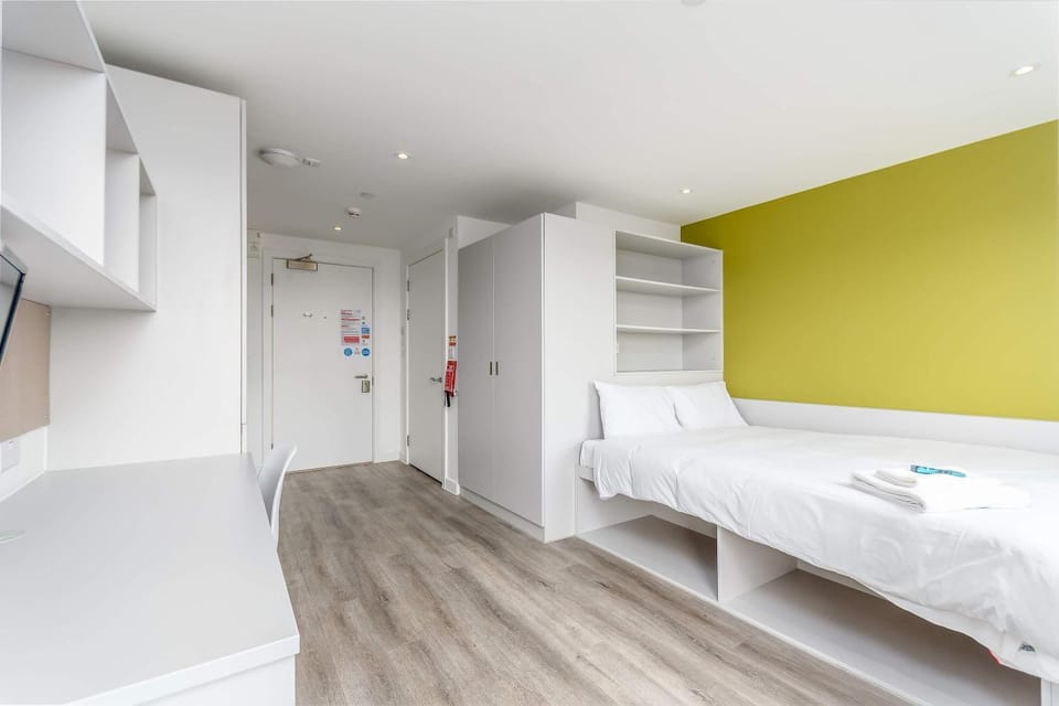 Bed, Photo of the whole room, Bedroom, wardrobe
