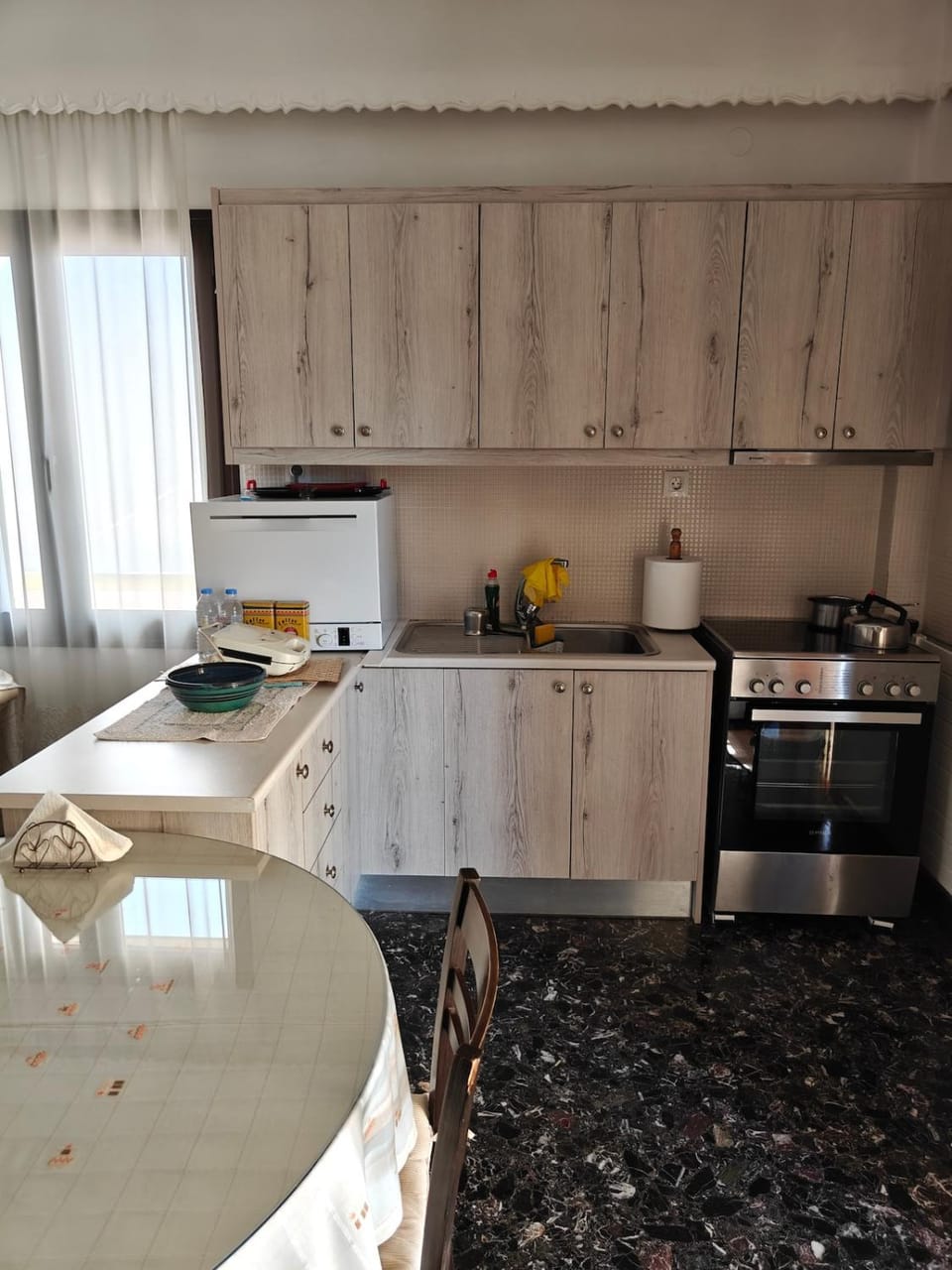 Kitchen or kitchenette