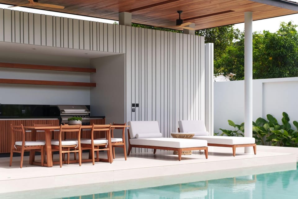 Patio, Day, View (from property/room), Balcony/Terrace, Living room, Seating area, Dining area, Pool view, Swimming pool, sunbed