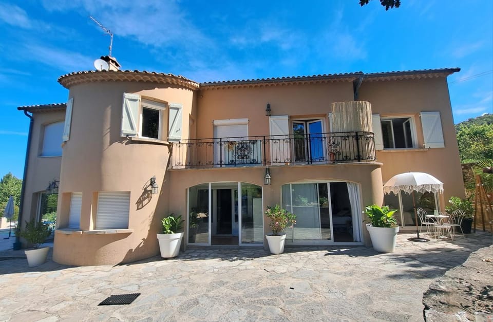 La Villa Blateiras Bed and Breakfast in Occitanie