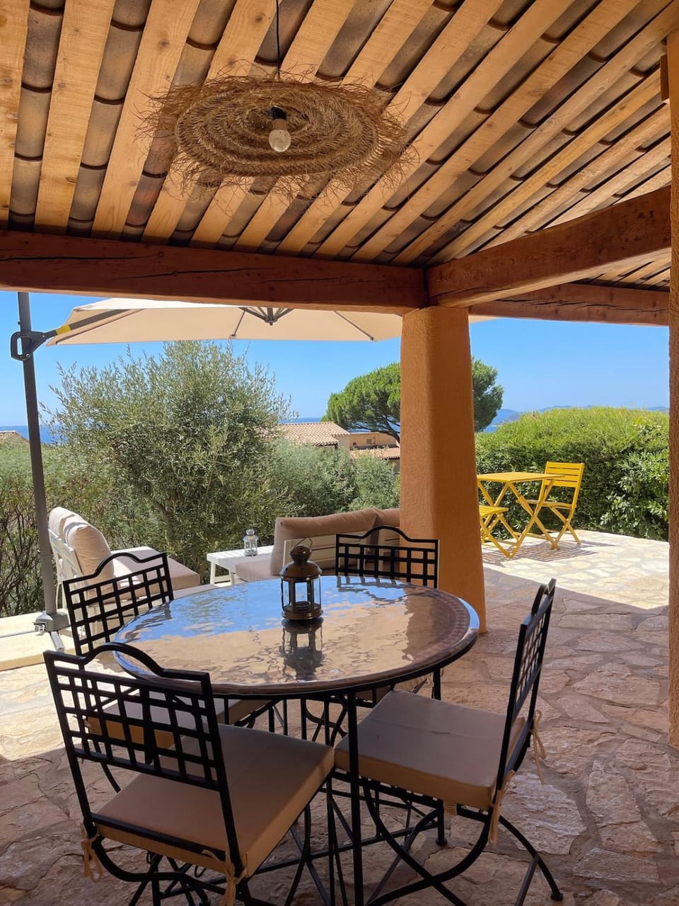 Day, Natural landscape, View (from property/room), Dining area