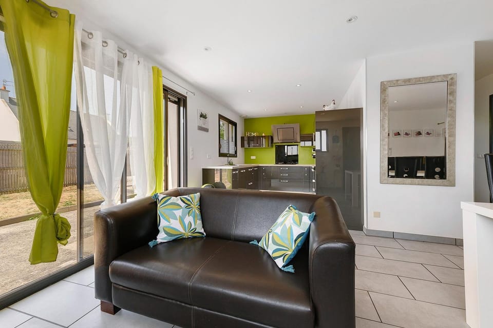 Property building, Living room