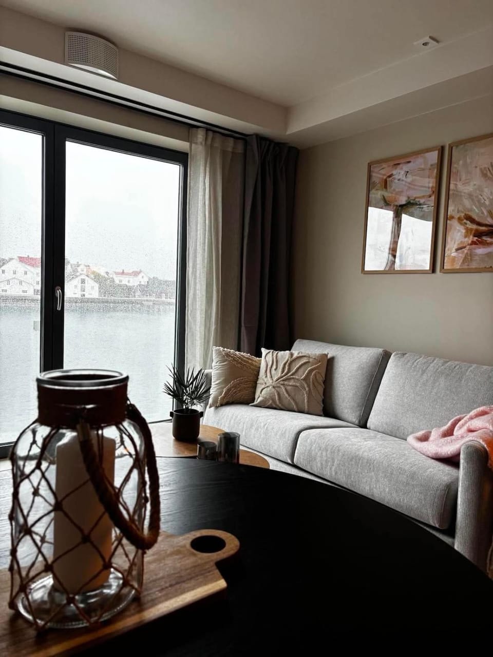 Leilighet i havgapet i Henningsvær Apartment in Lofoten