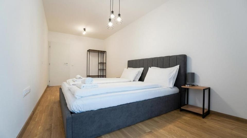 Airport Area Five 3 Kilometers Free Parking Apartment in Sofia