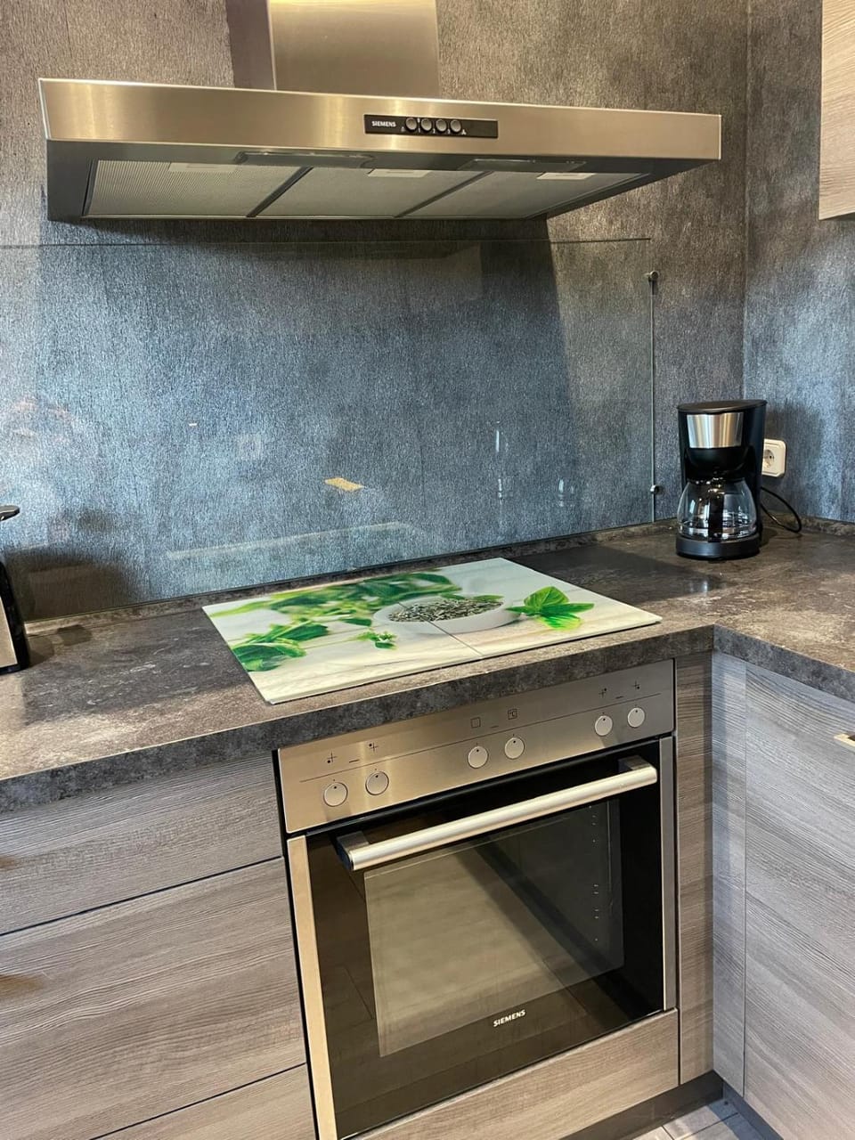 Kitchen or kitchenette, stove, kitchen