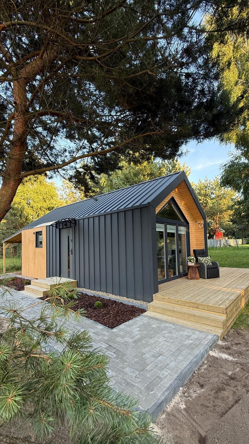 Property building, Garden
