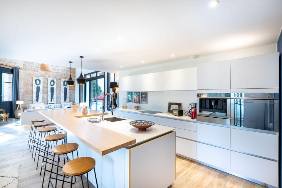 Kitchen or kitchenette, Living room, Dining area, dishwasher, oven, stove