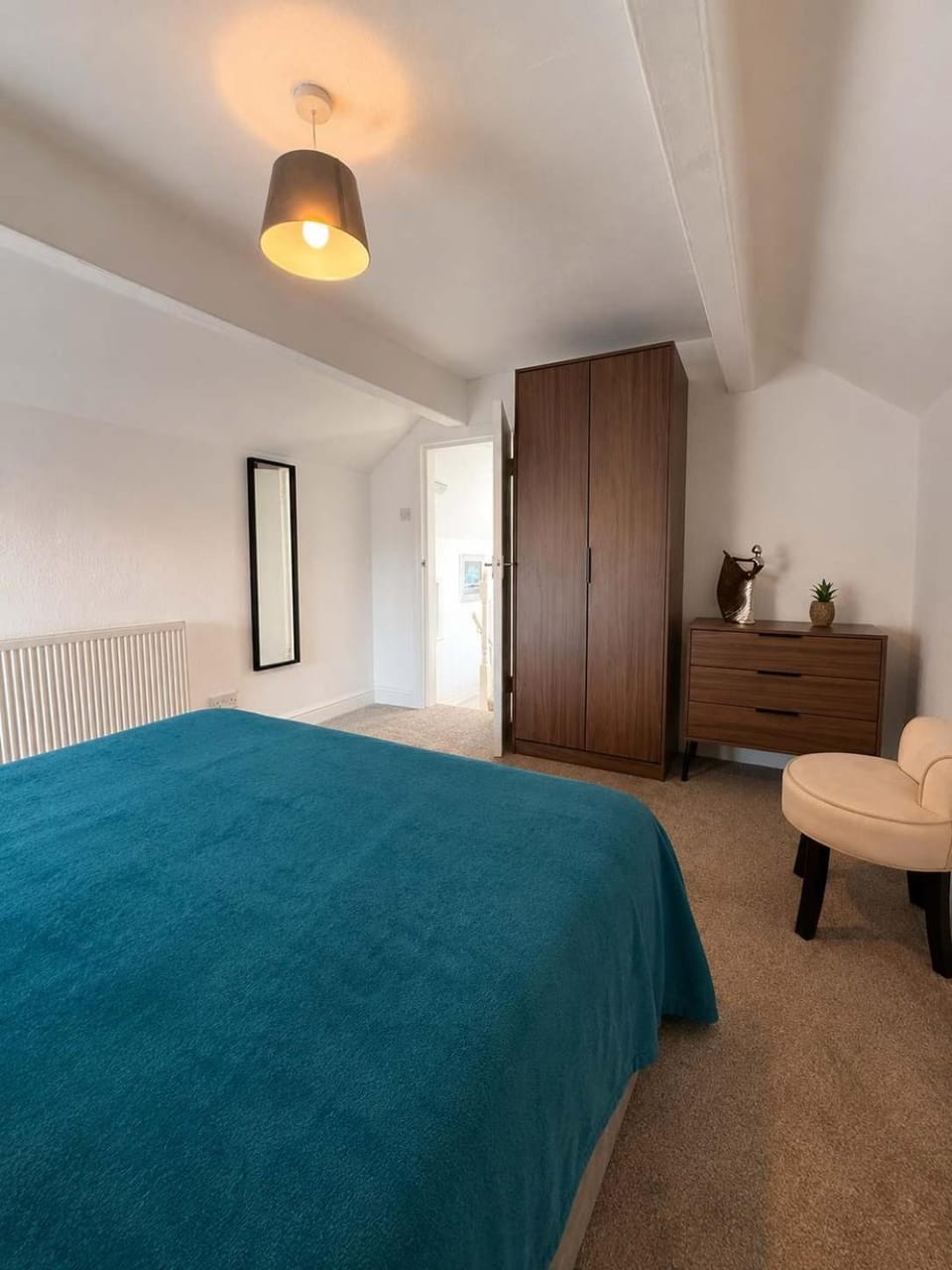 New Top Floor Large 1- Bed Flat Apartment in Morecambe