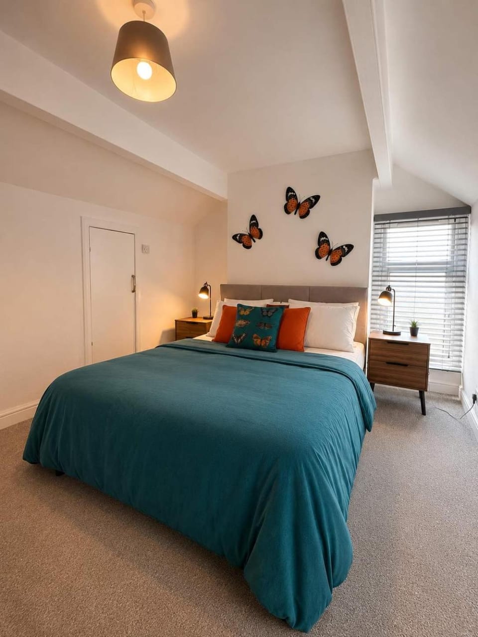 New Top Floor Large 1- Bed Flat Apartment in Morecambe