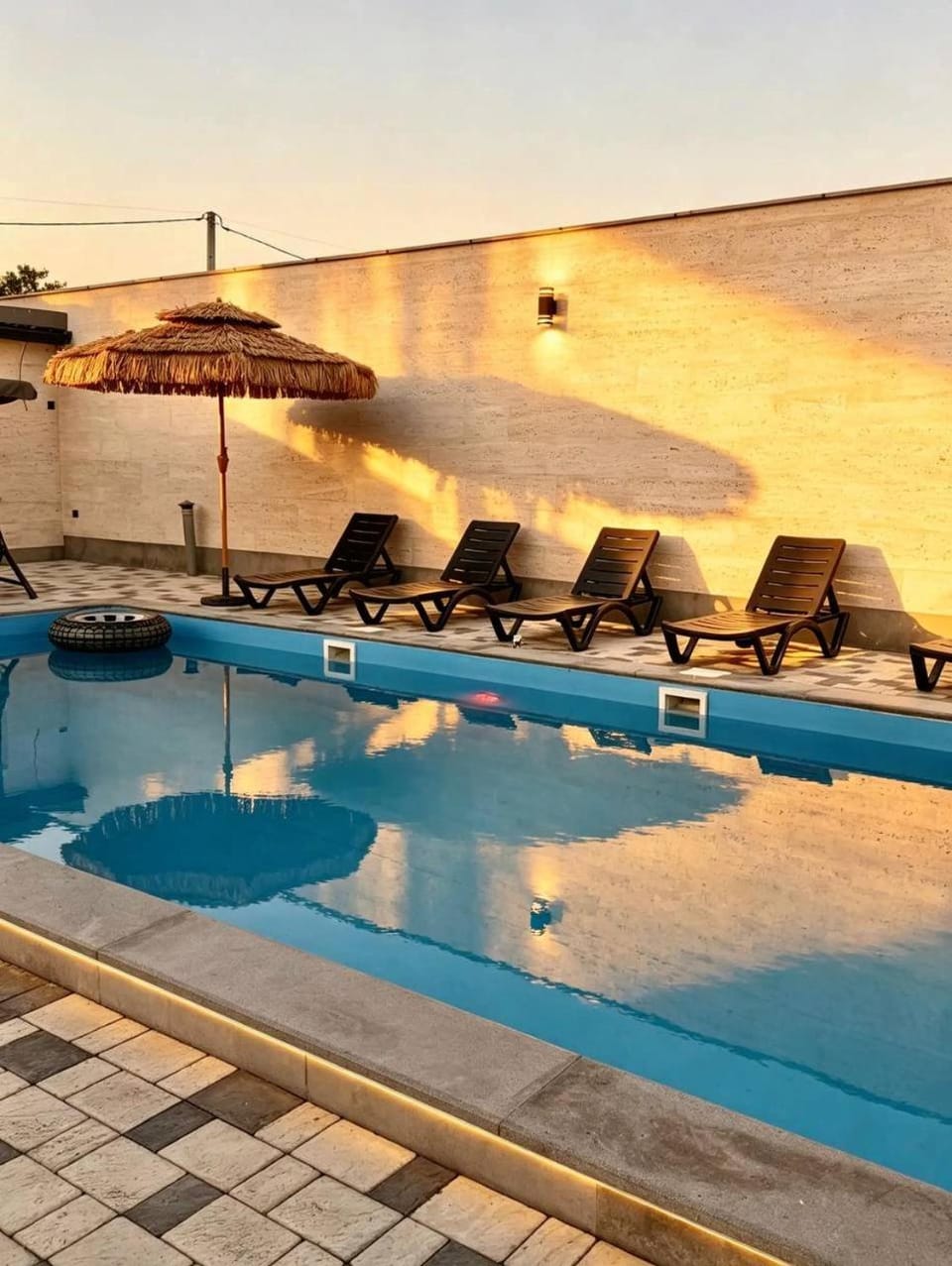 Day, Pool view, Swimming pool, sunbed