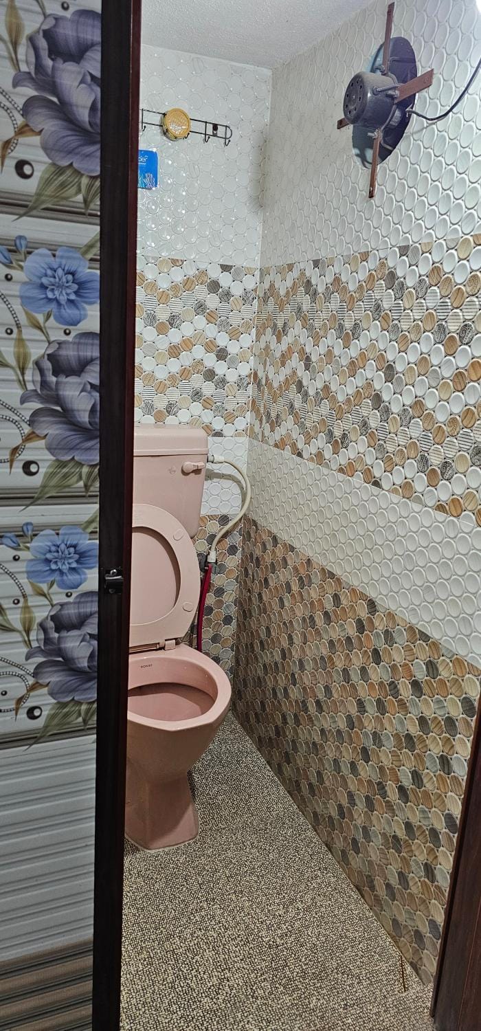 Toilet