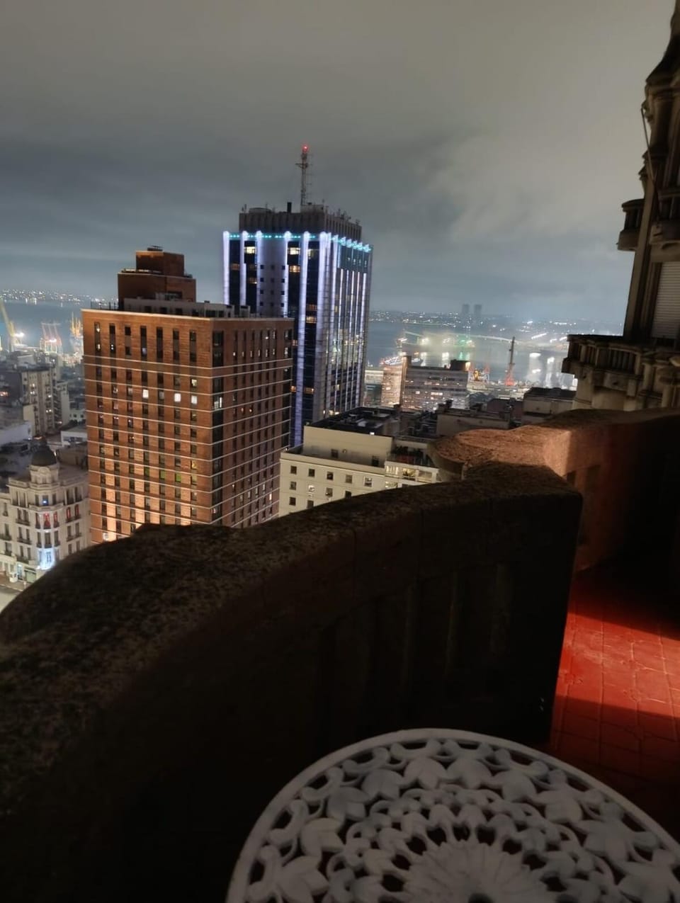 Mirador del Rio y Plaza Independencia Apartment in Montevideo Department, Uruguay