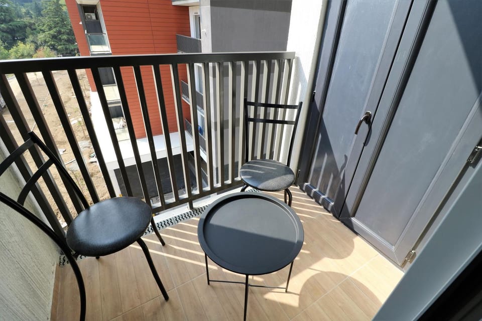 M 2 apartamenti Apartment in Tbilisi, Georgia