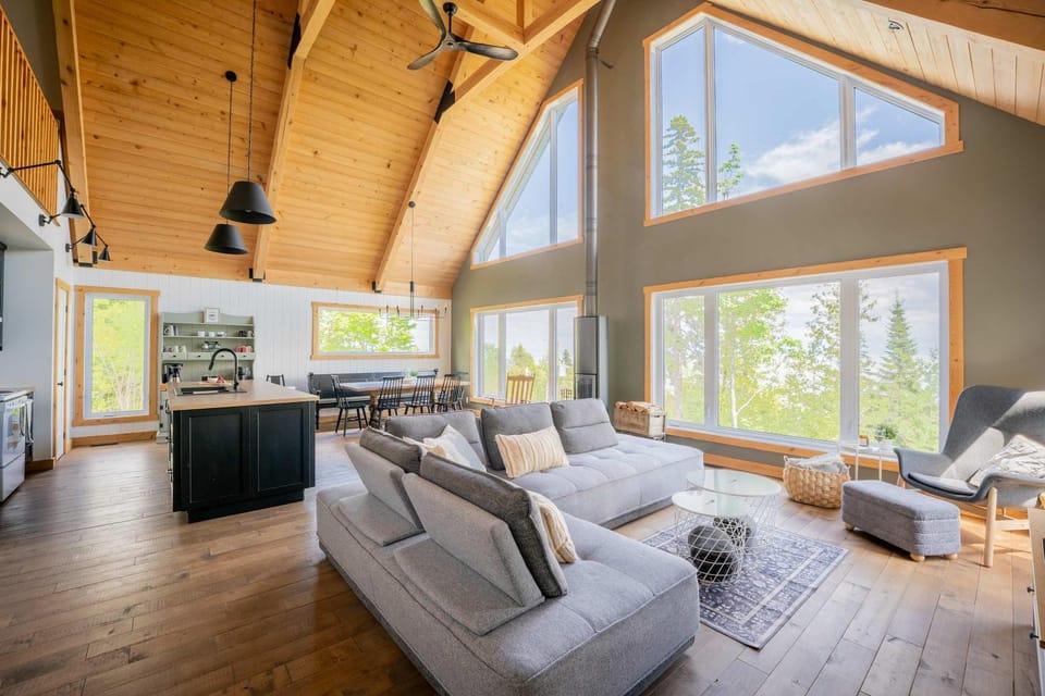 Shack Saison - St-Lauwrence River Chalet in Baie-Saint-Paul