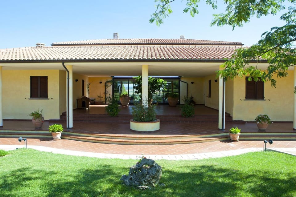 Villa Rita Umbria - Country Villa with Pool Villa in Umbria