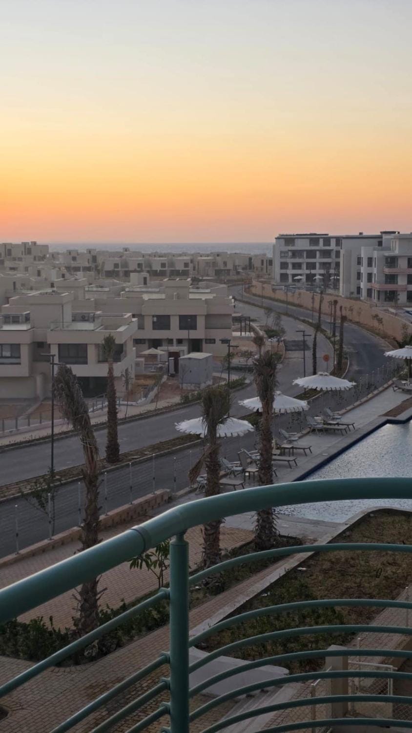 View (from property/room), Balcony/Terrace, City view