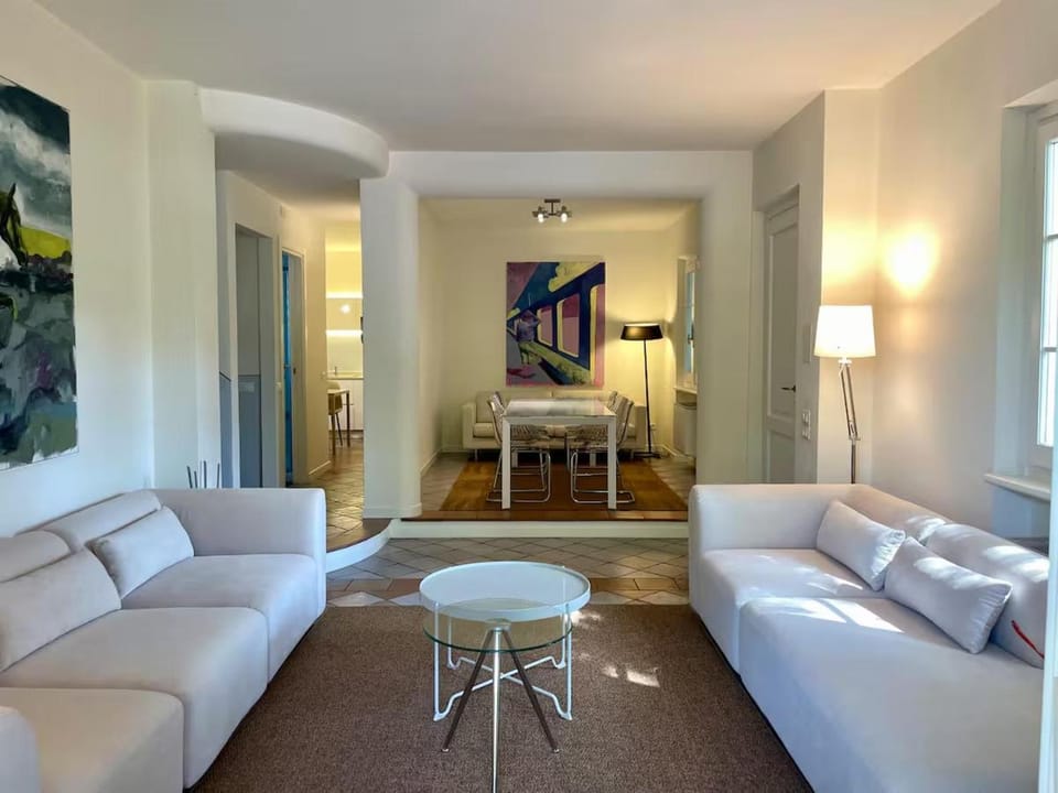 Exclusive villa With Pool and 5 bedrooms Villa in Forte dei Marmi