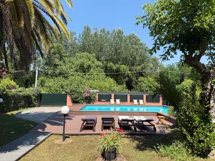 Exclusive villa With Pool and 5 bedrooms Villa in Forte dei Marmi