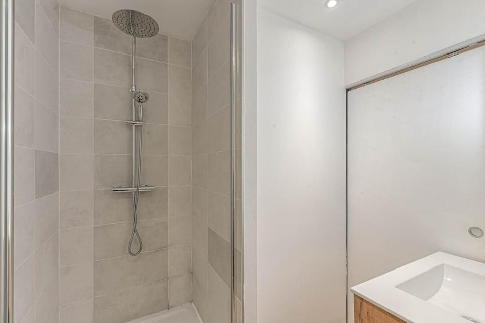 Studio Chic & Lumineux Aux portes de Lyon Apartment in Villeurbanne