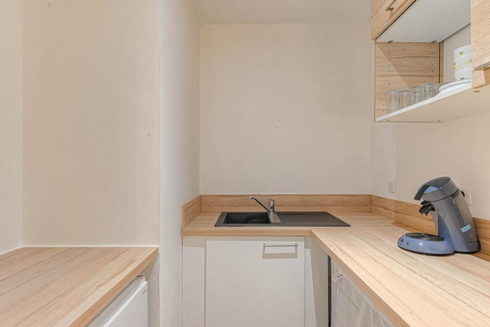 Studio Chic & Lumineux Aux portes de Lyon Apartment in Villeurbanne