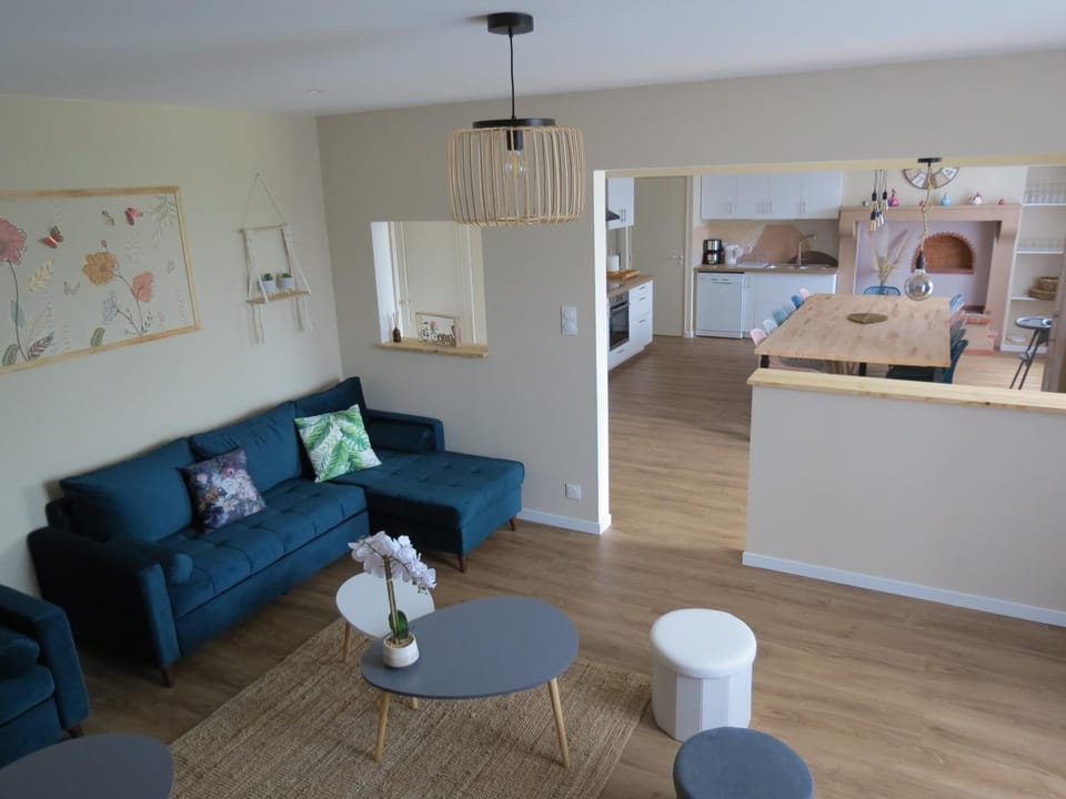 Property building, Living room