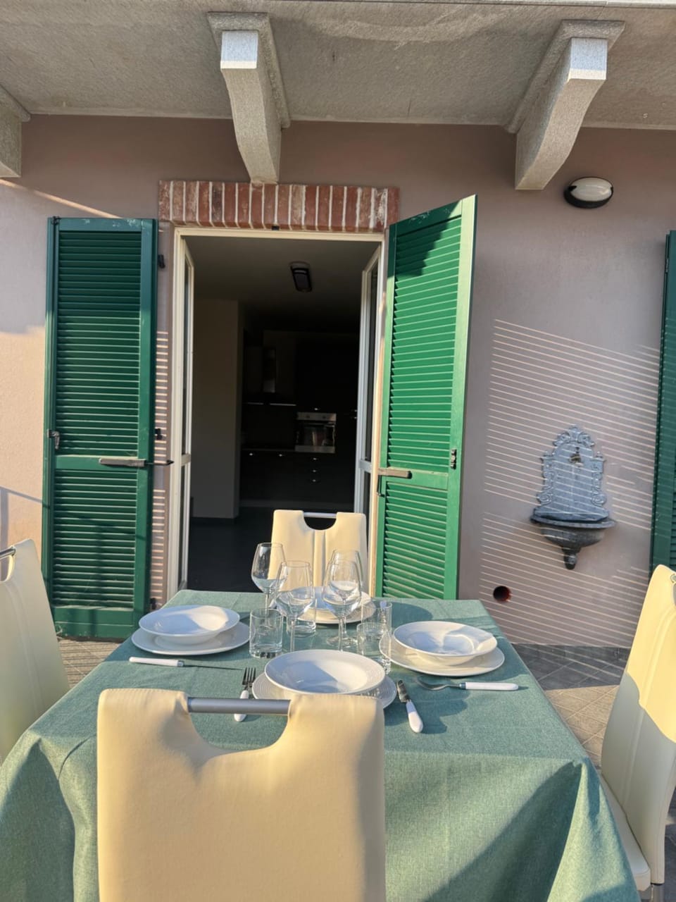 Balcony/Terrace, Dining area