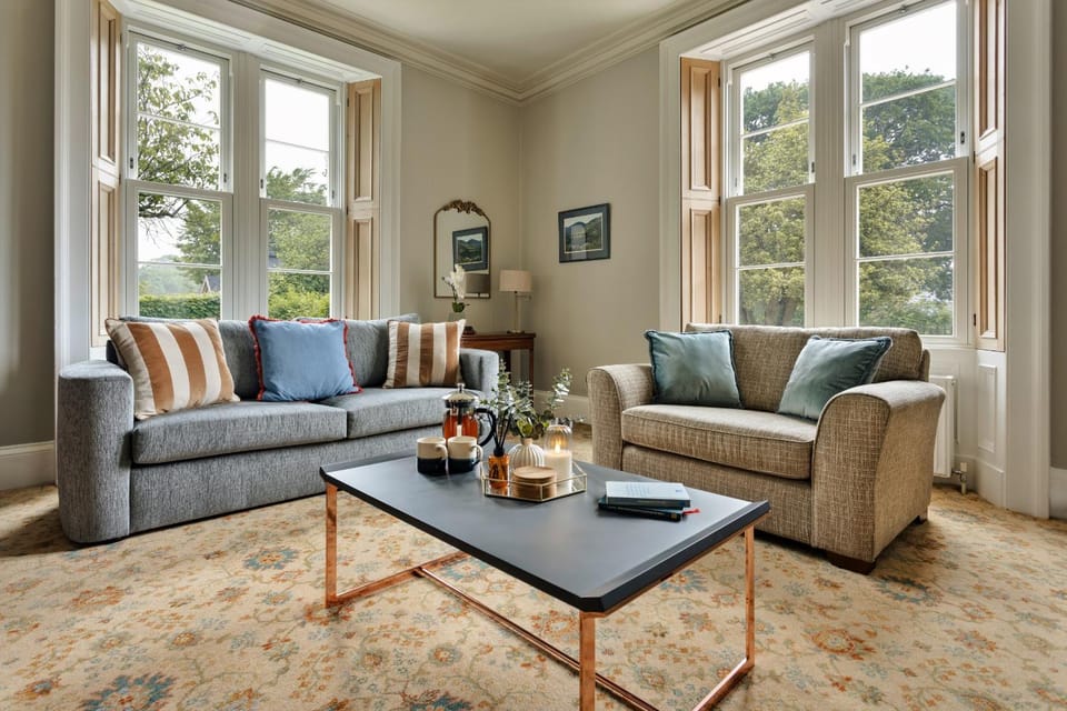 Communal lounge/ TV room, Living room