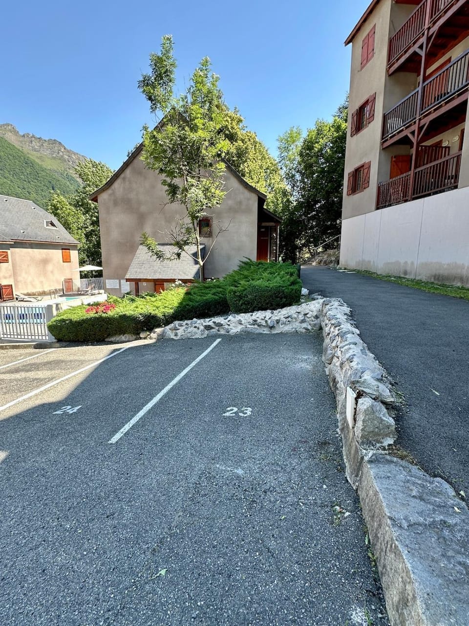 Studio-cabine 4 pers - Balcon, vue, Parking Cabin in Cauterets