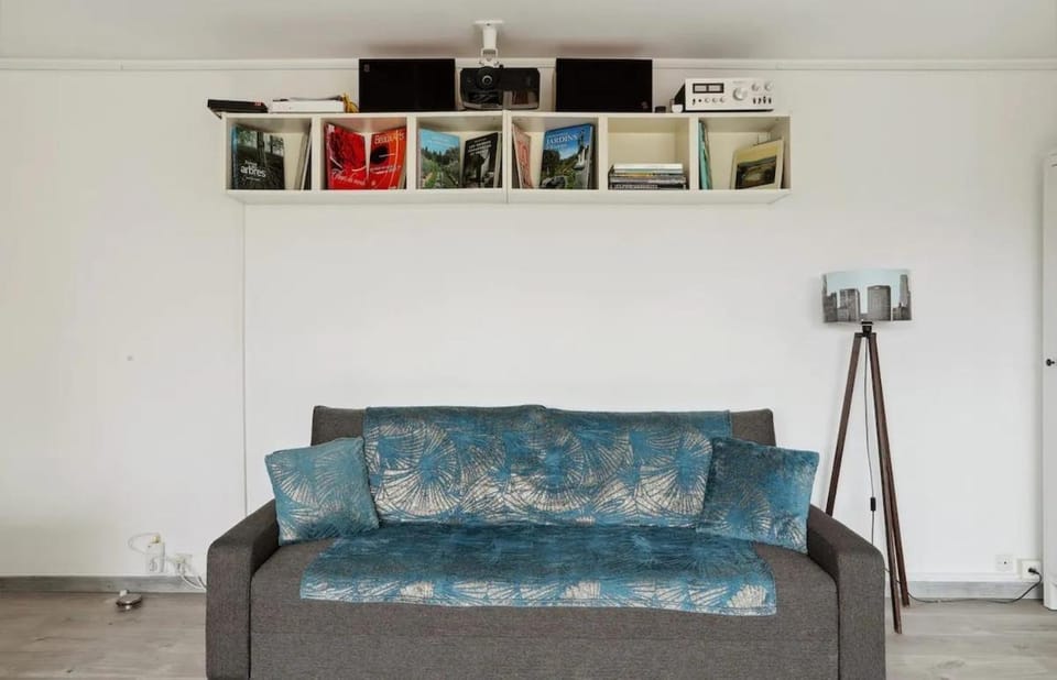 Le Moon Apartment in Puteaux