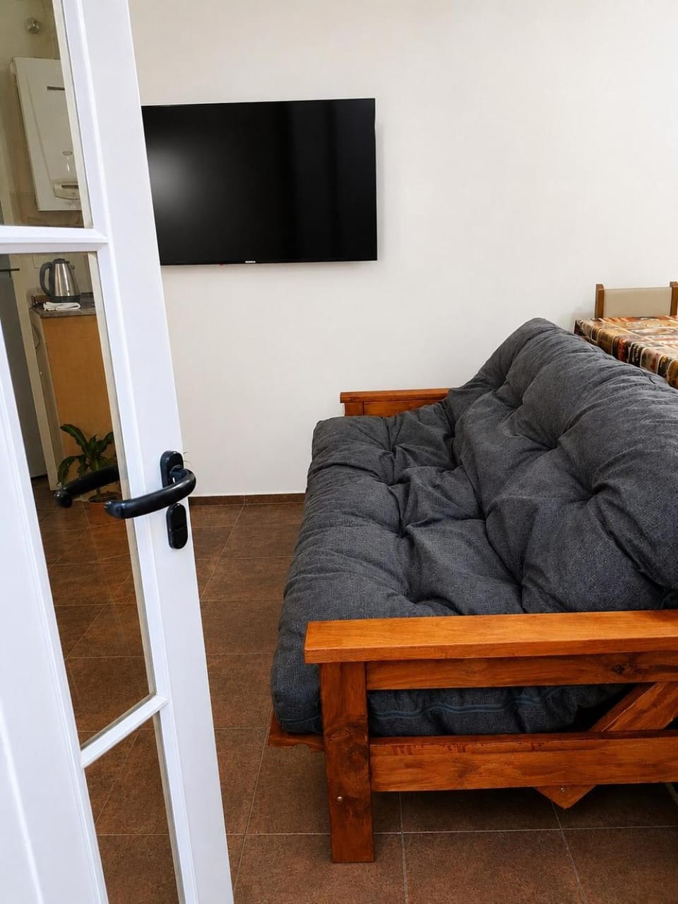 Communal lounge/ TV room, TV and multimedia, Living room