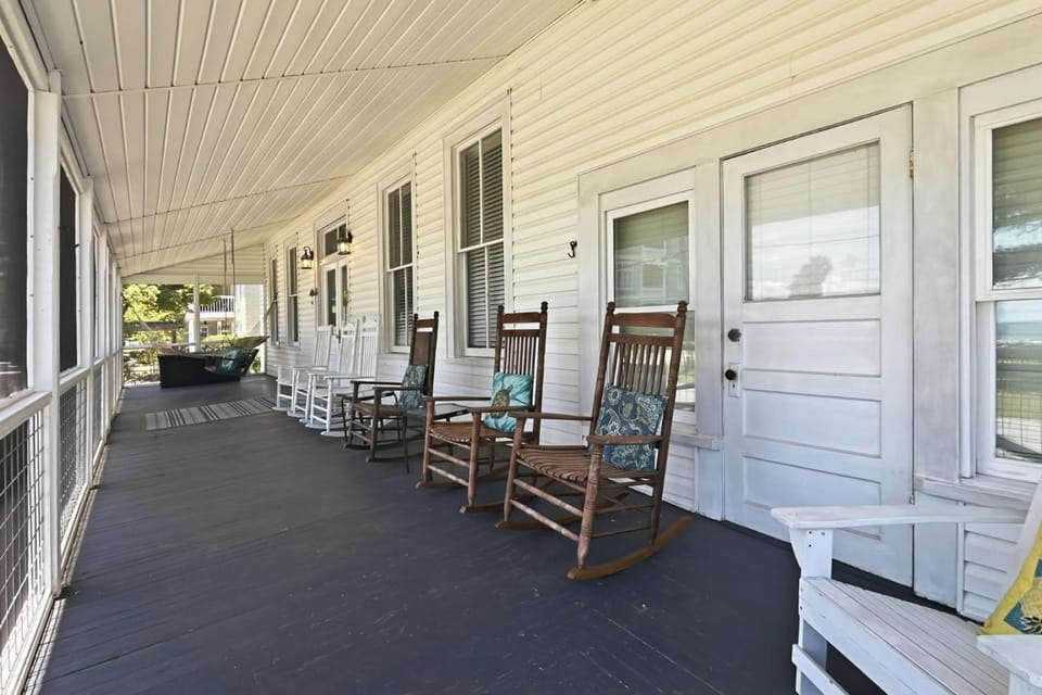 Thompson Cottage House in Saint Simons Island