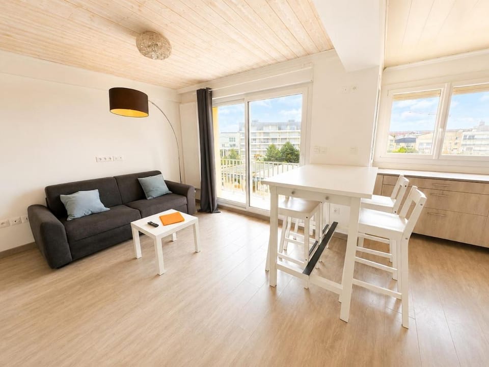 Benjamin - Bel appartement avec petit balcon vue latérale mer Apartment in Berck