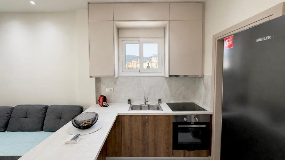 Central Deluxe Apartment in Messenia