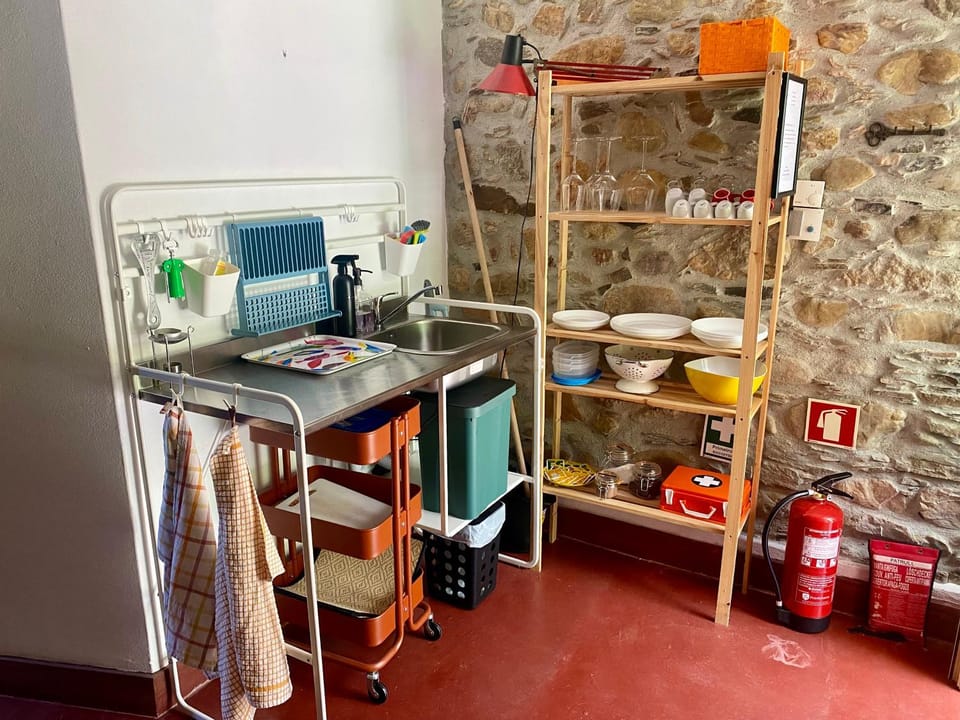 Kitchen or kitchenette