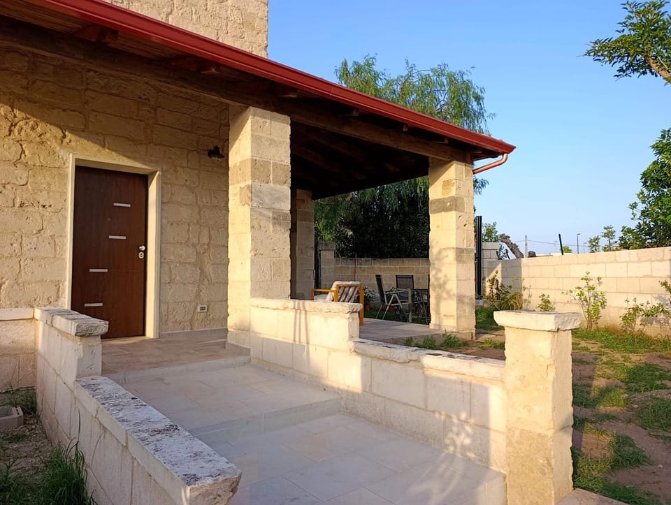 Property building, Garden, Garden view