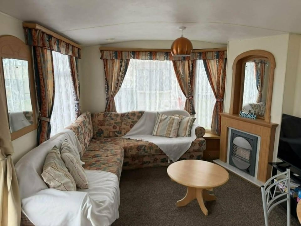 S387 3 Bed caravan Golden Palm Chapel St Leonards Campground/ 
RV Resort in Chapel Saint Leonards