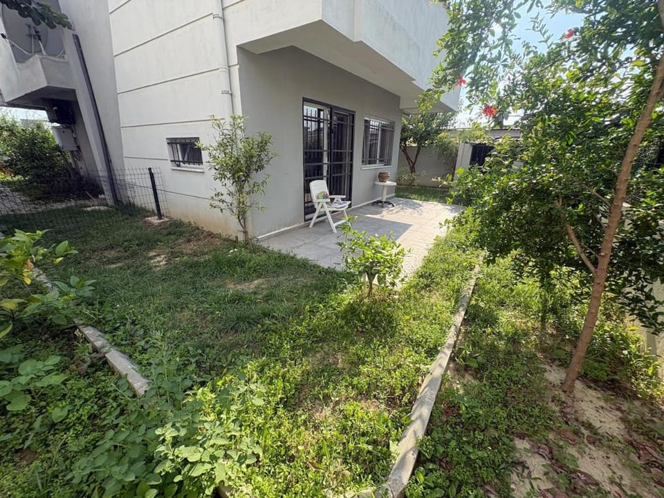 Villa Tülüşah with own Garden and Fruit Trees, 950m to Love Beach, 2 Bedrooms Villa in Aydın Province