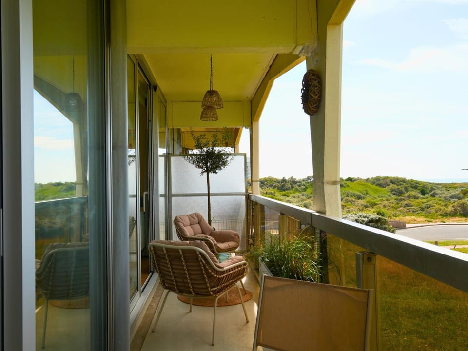 Natural landscape, View (from property/room), Balcony/Terrace