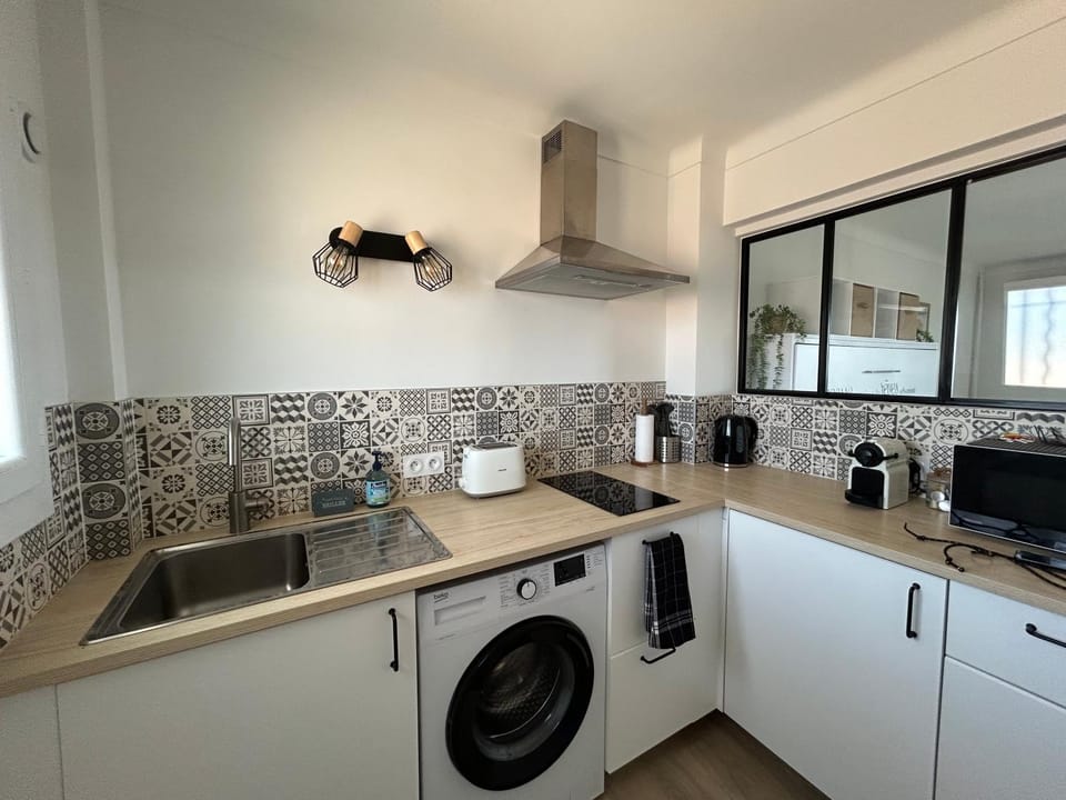 Magnifique appartement front de mer plein centre Apartment in Cagnes-sur-Mer