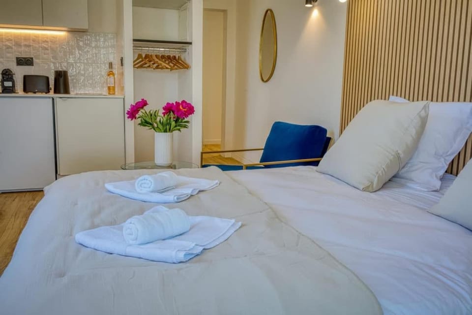 Sea View AuraPlage - Aura Apartment - Studio Apartment in Roquebrune-sur-Argens