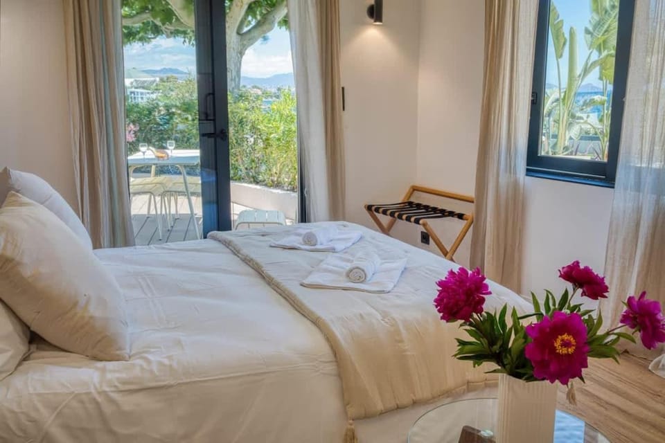 Sea View AuraPlage - Aura Apartment - Studio Apartment in Roquebrune-sur-Argens
