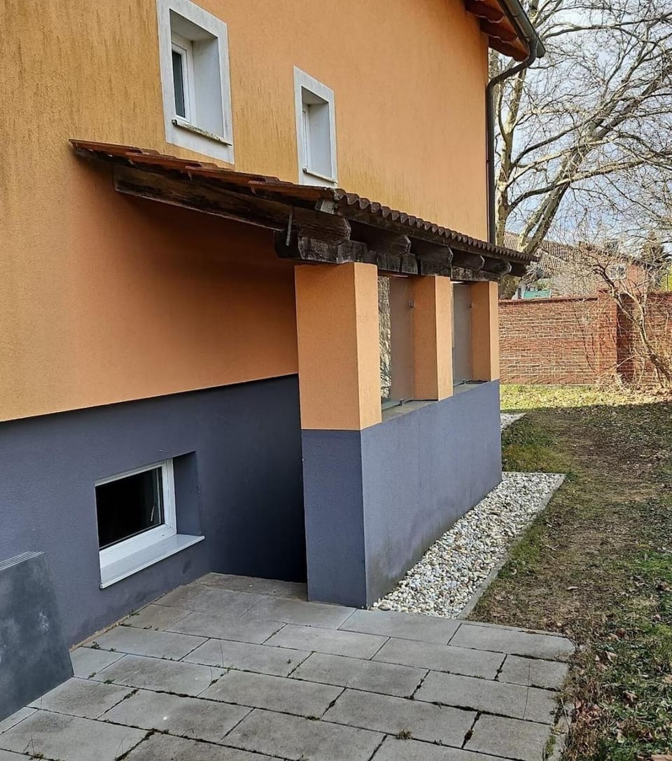 Idyllische Ferienwohnung Parndorf Apartment in Austria