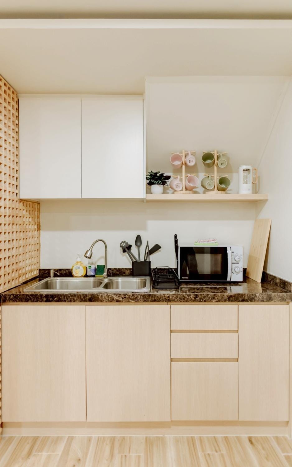 Kitchen or kitchenette