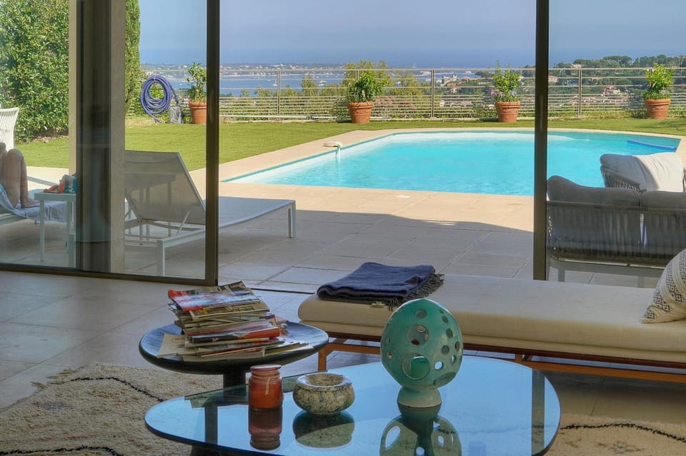 FRGK Darboussières NEW LUXURY VILLA Sea Views Pool Gym Villa in Mougins