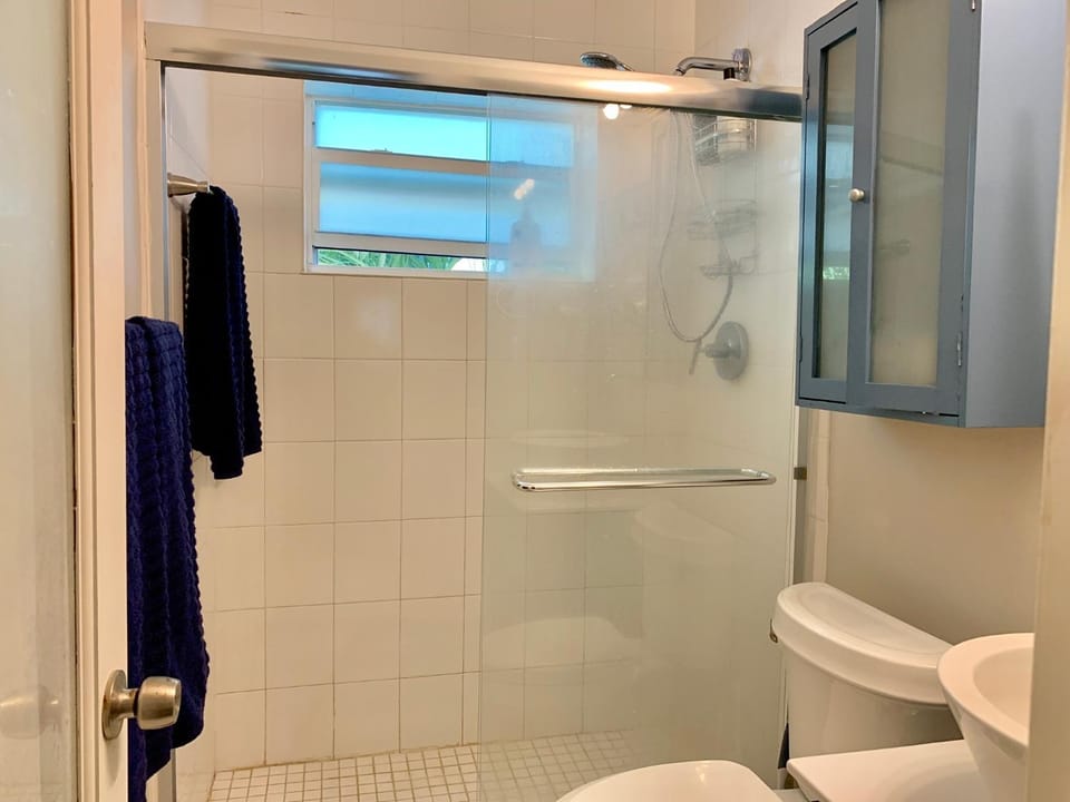 Beach Family Studios Apartment in Flamingo Lummus