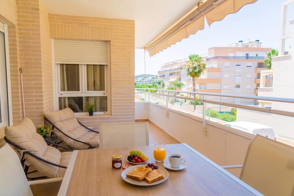 2 BD Apartment Pool Padel Beach Vacation rental in Dénia