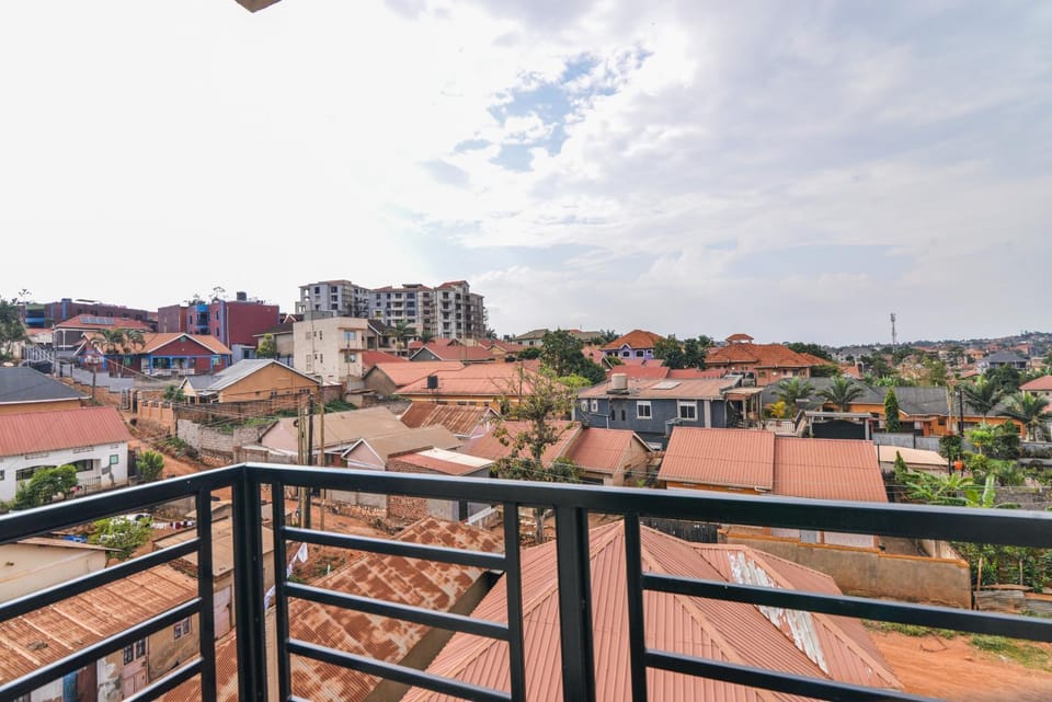 Neighbourhood, Balcony/Terrace, City view